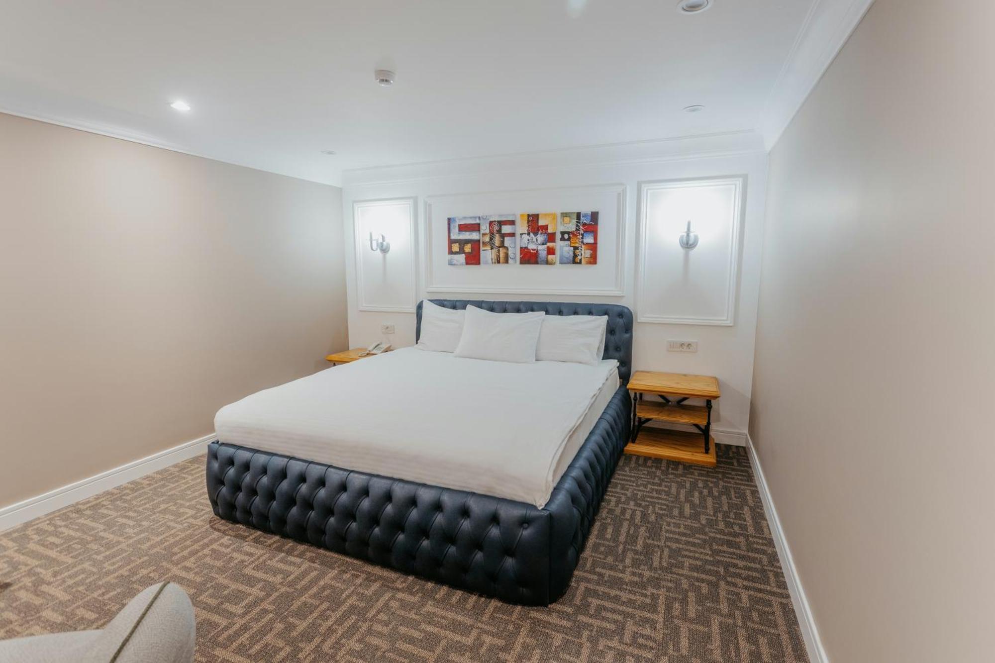 Callisto Hotel Баку Екстериор снимка