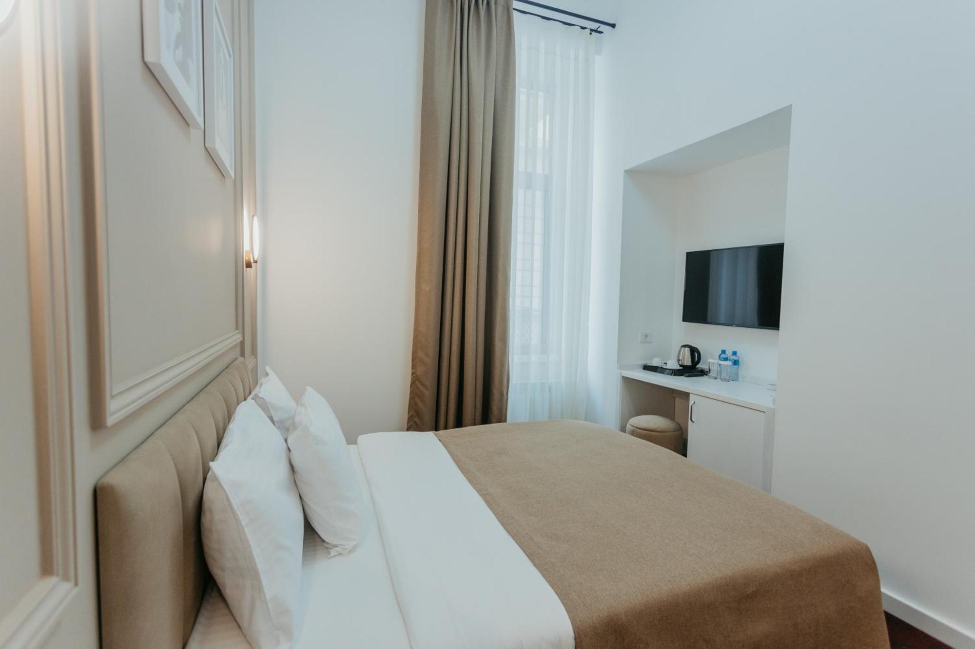 Callisto Hotel Баку Екстериор снимка